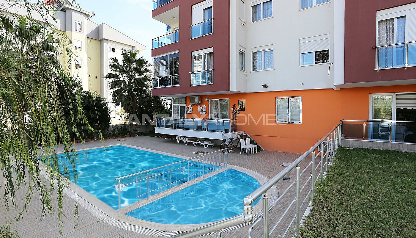 2 Schlafzimmer Antalya Wohnung in Konyaalti 2 km zum Strand